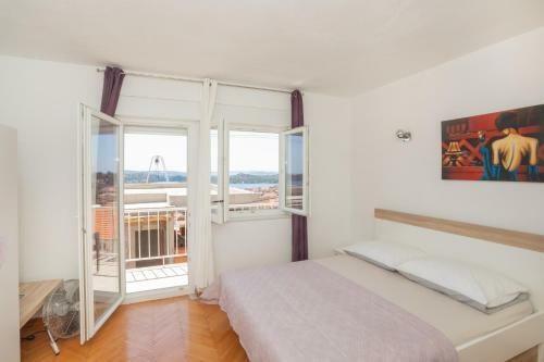 Sunset Apartments