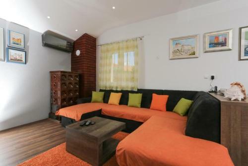 Apartment Tonka