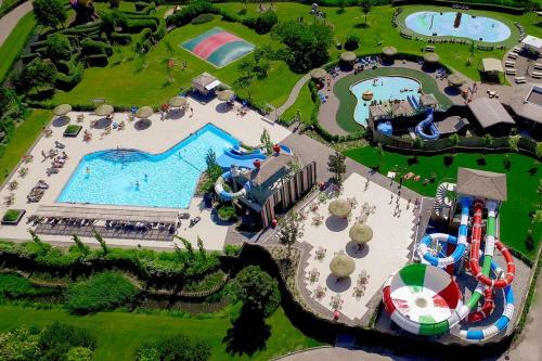 Apartamento Chalet Campingpark Capfun de Bongerd 5-star