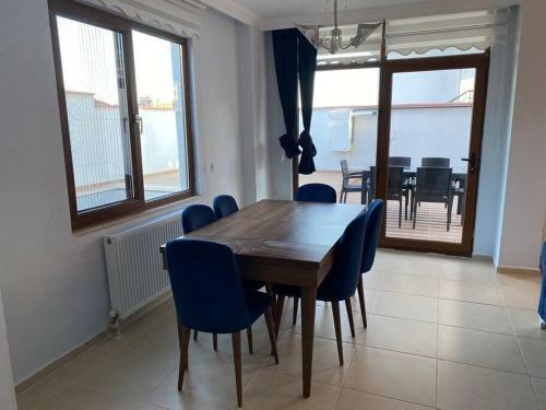 Private Villa In Yalova/thermal, With Heated Pool