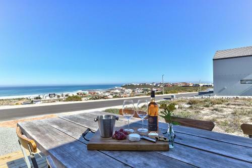 Skye Coastal House Beachfront Living