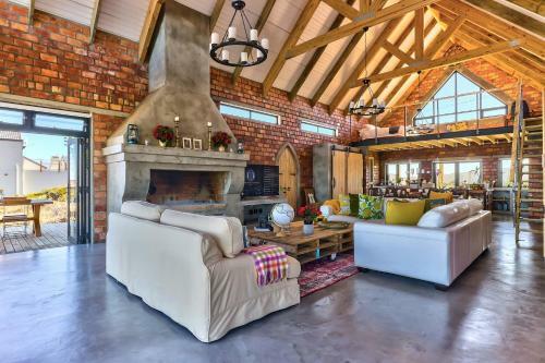 Skye Coastal House Beachfront Living