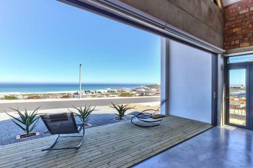 Skye Coastal House Beachfront Living
