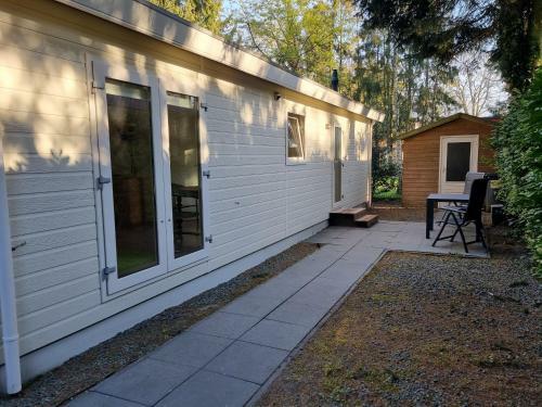 Ruim En Fris Chalet Aan de Bosrand