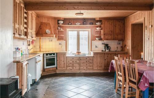 Beautiful Home In Tynset W/ 4 Bedrooms