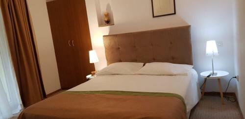 Bed & Breakfast Apartamente Private A&l
