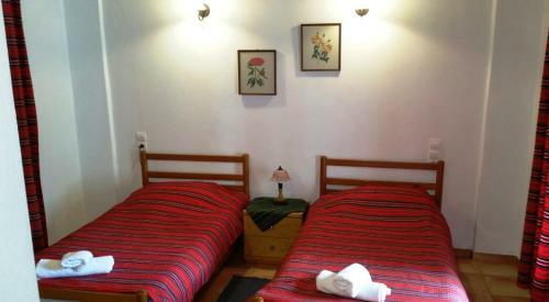 Hostal Xenonas Aloni