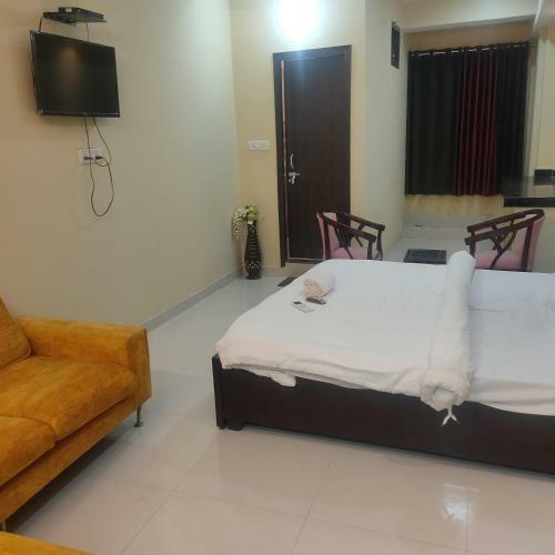 Hotel Holiday Inn By Wb Inn