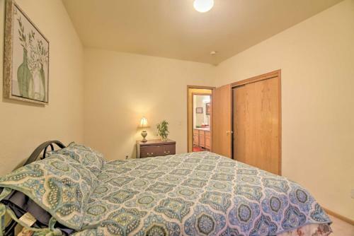 Charming Home With Yard About 12 Mi To Fort Collins