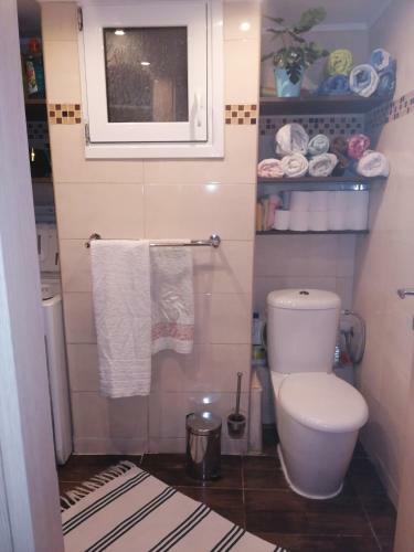 Apartment By The Beach Perea Thessaloniki