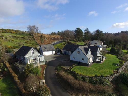 Pass The Keys Beautiful 2br House With Outstanding Views