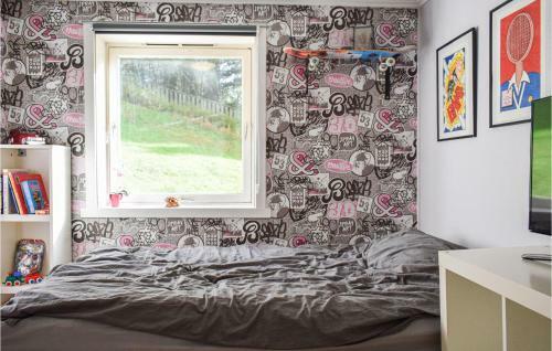 Nice Home In B�v�gen With 4 Bedrooms