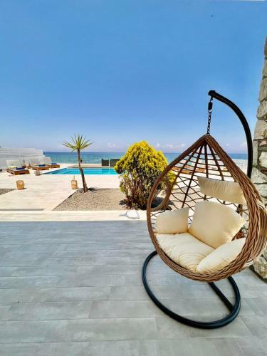 Vaso Sea Villa
