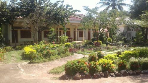Hostal Xuan Mai Guesthouse