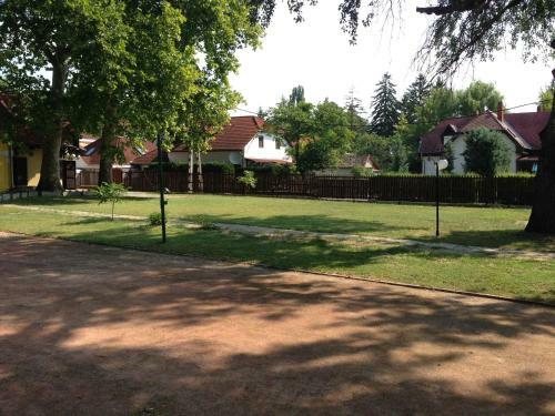 Harm�nia Apartmanh�z