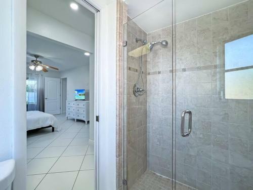 Pelican Central With Heated Pool