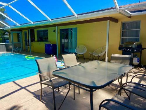 Hibiscus Hideaway W/ Heated Pool/bikes/freewifi