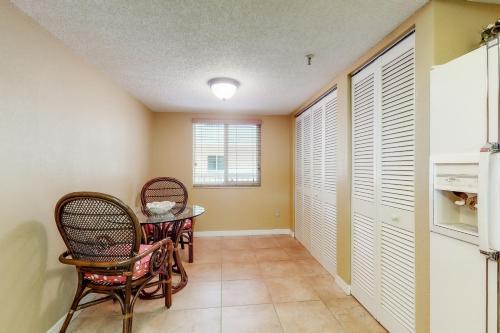 Beach Cottage 1404