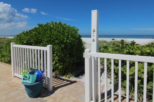 Belleair Beach Club 214