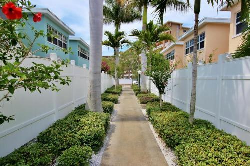 Barefoot Beach Resort A209