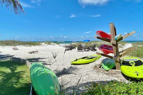 Bungalow Beach Place 4