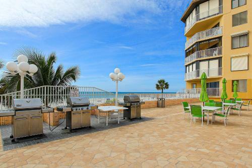 Beach Cottage 2402