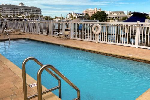 Bay Harbor 401