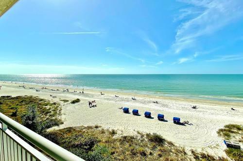 Chateaux Sunset Suites 408