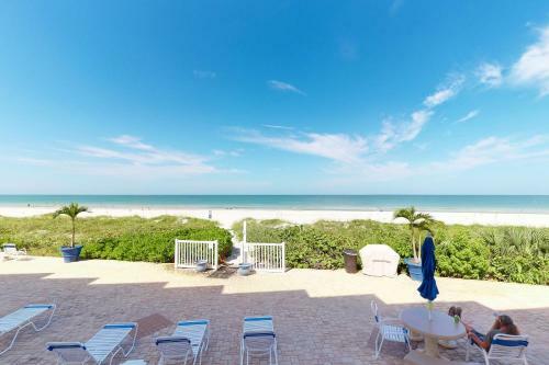 Belleair Beach Club 114