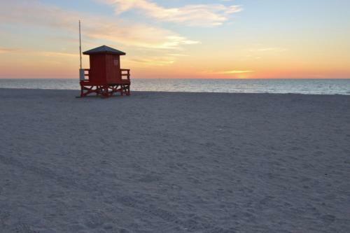 Crescent Beach Club II 6f