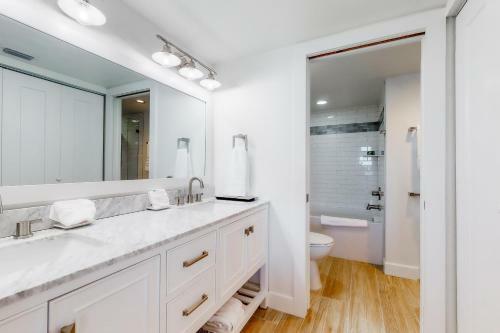 Crescent Beach Club II 3c