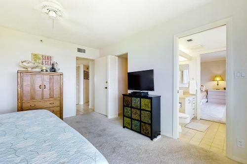 Crescent Beach Club I 5a