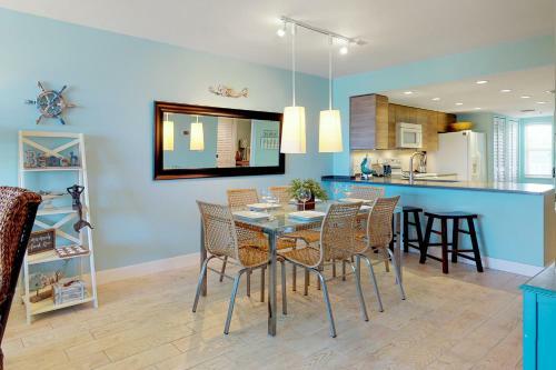 Hamilton House 206
