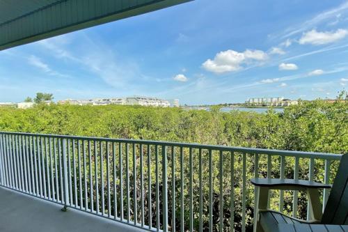 Mariner's Pointe 701