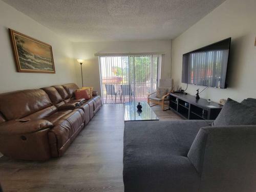 2-bedroom Apartment In Miami Gardens