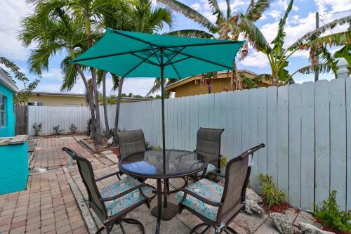 Starkes Casa Villa Coastal Seaside Getaway