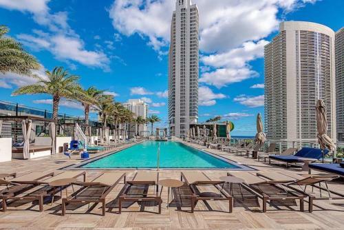 1 Million Dollar Listing 3br 3ba Enjoy 360 Views