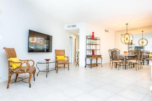 Apartamento Ocean Front Alexander Towers # 1503