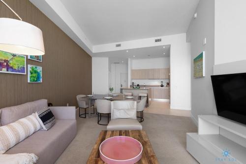 5 Beachfront Condo Amazing Rooftop Pool Front Oceanview Balcony