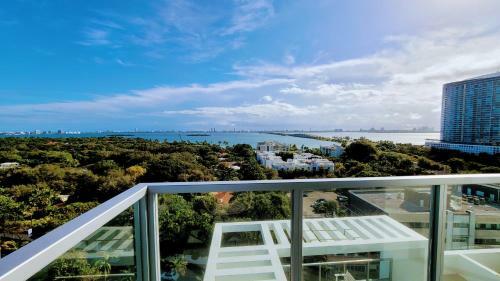 Apartamento Design District Oasis With Bay View - Cielo Stays