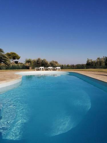 Luxury Apartment In Idyllic Estate!
