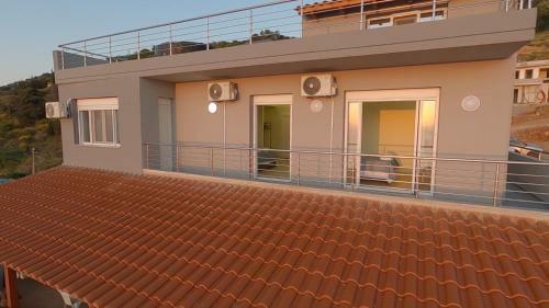 Cozy Apartment In Rodia Village