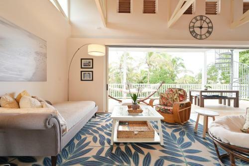 Peaceful Kehena Beach Treehouse Villa W/ Star Deck