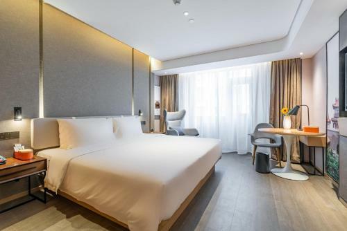 Atour Hotel Xian Hujia Temple