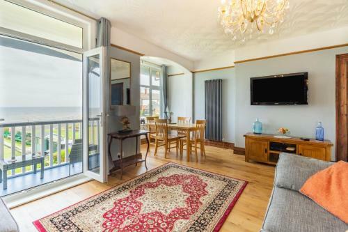 Beachside Apartment