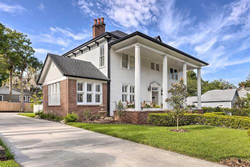 Historic 1891 Ocala Home With Original Touches!