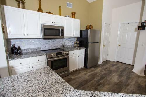 2165 Punham Court Navarre