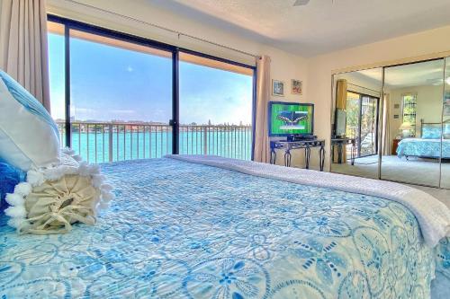 Sunset Place 5