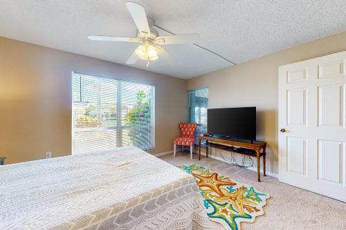 Madeira Beach Yacht Club 329a