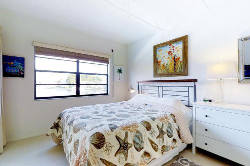 Lagoon Lane 204